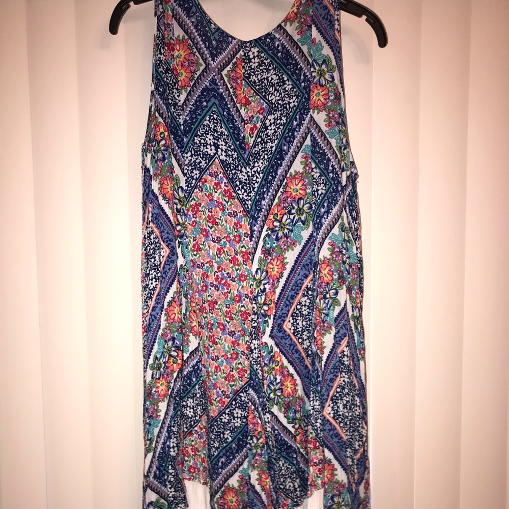 Spring/summer dress from Altered State - Picture 1 of 2